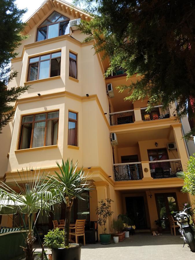 Batumi Sun Hostel Dış mekan fotoğraf